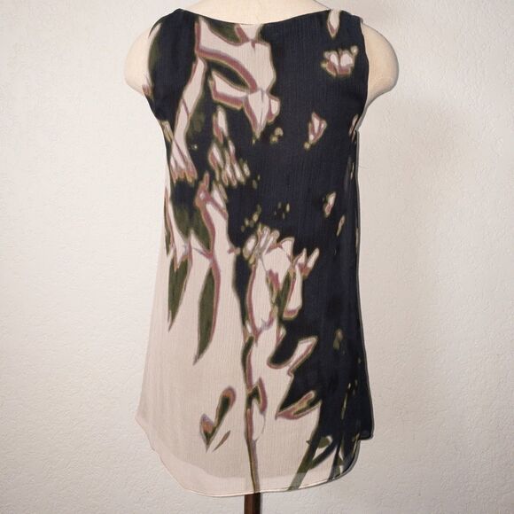 CAbi Leaf Silhouette Silk Tank Top‎ - Picture 3 of 7